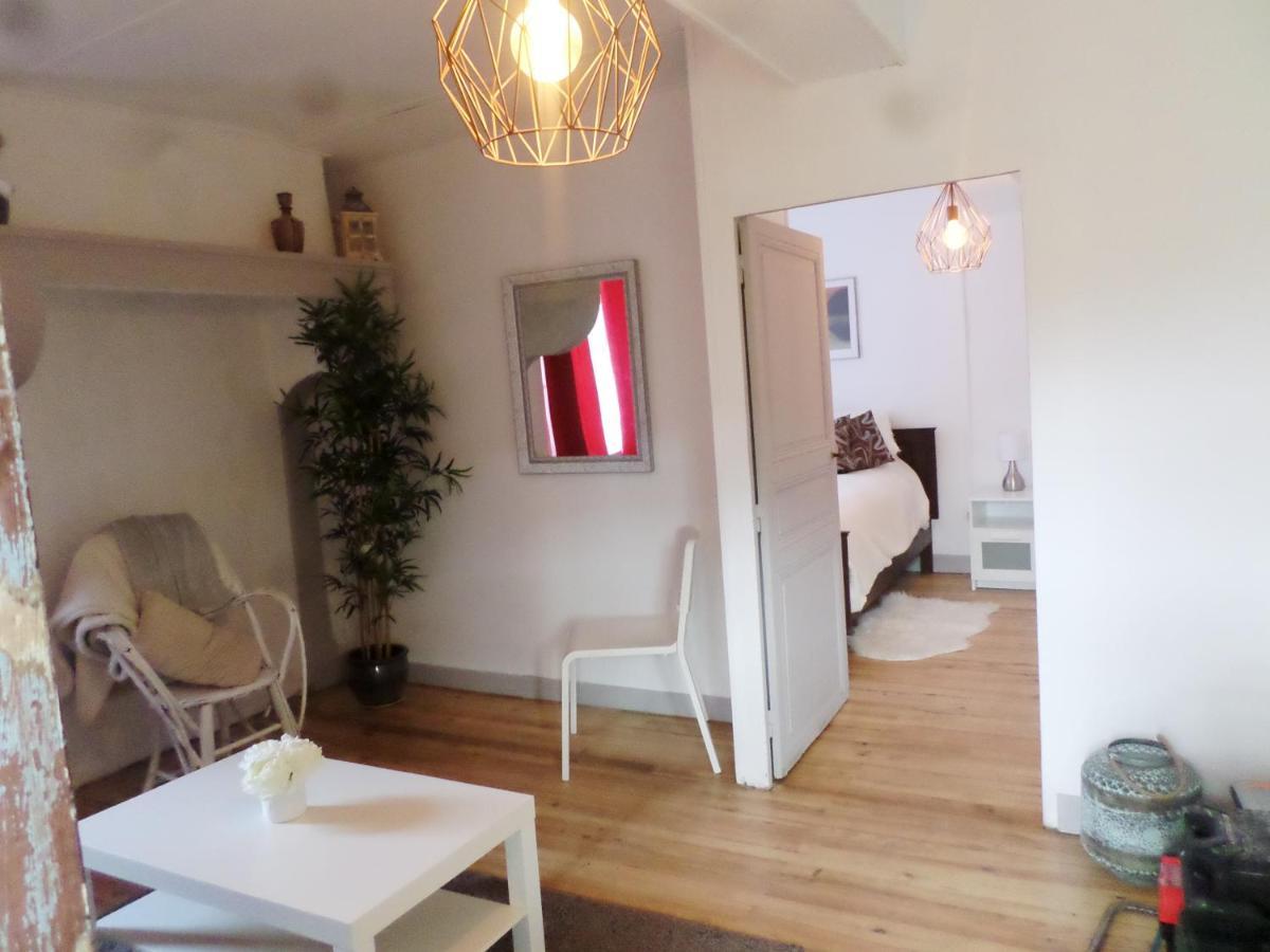 Les Marronniers Bed and Breakfast La Chapelle-sous-Brancion Εξωτερικό φωτογραφία